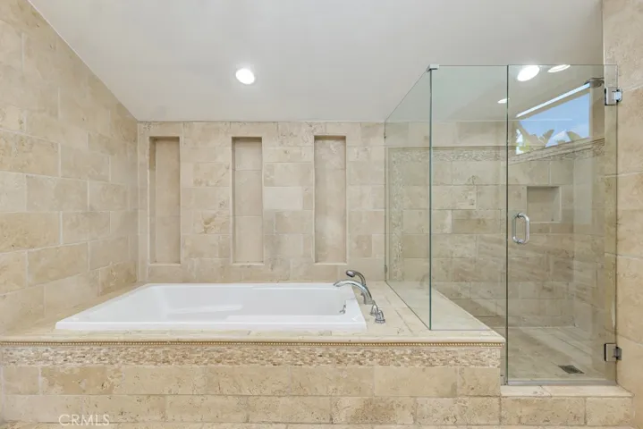 24508 Park Granada, Calabasas, California 91302