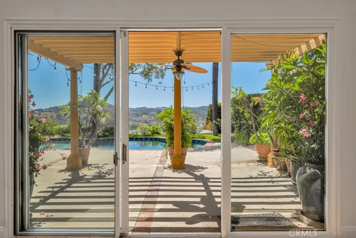 24508 Park Granada, Calabasas, California 91302