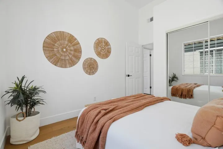 2325 De Varona Place, Santa Clara, California 95050