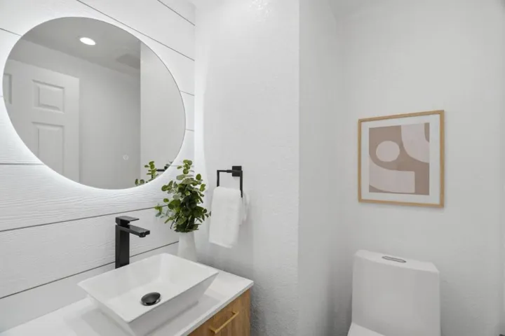 2325 De Varona Place, Santa Clara, California 95050