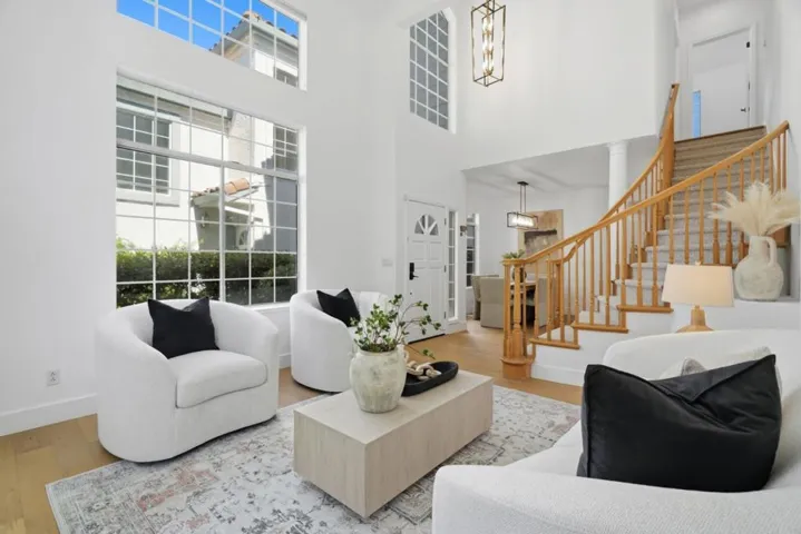 2325 De Varona Place, Santa Clara, California 95050