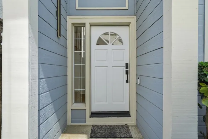 2325 De Varona Place, Santa Clara, California 95050