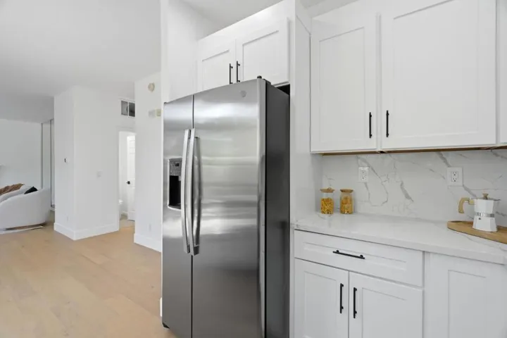 2325 De Varona Place, Santa Clara, California 95050