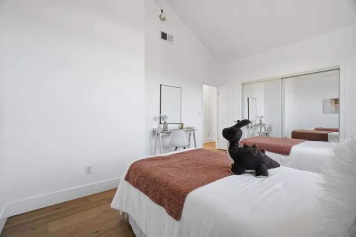 2325 De Varona Place, Santa Clara, California 95050