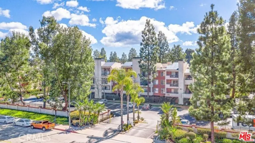 21520 Burbank Boulevard 313, Woodland Hills, California 91367