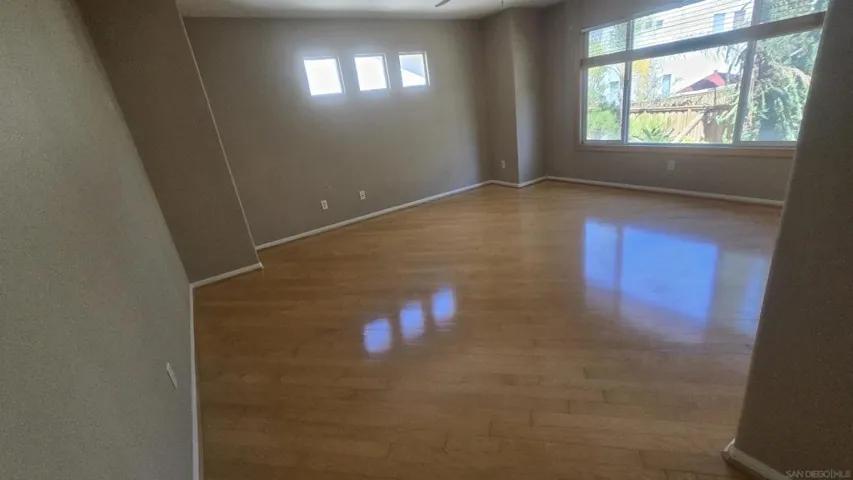 11442 Trailbrook Ln, San Diego, California 92128