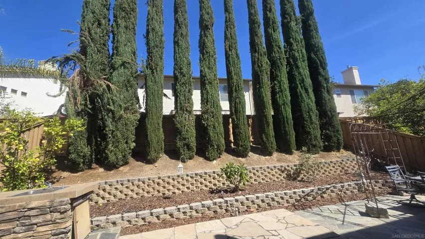 11442 Trailbrook Ln, San Diego, California 92128