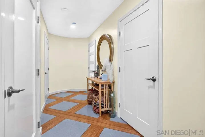 3405 Aveley Place, San Diego, California 92111