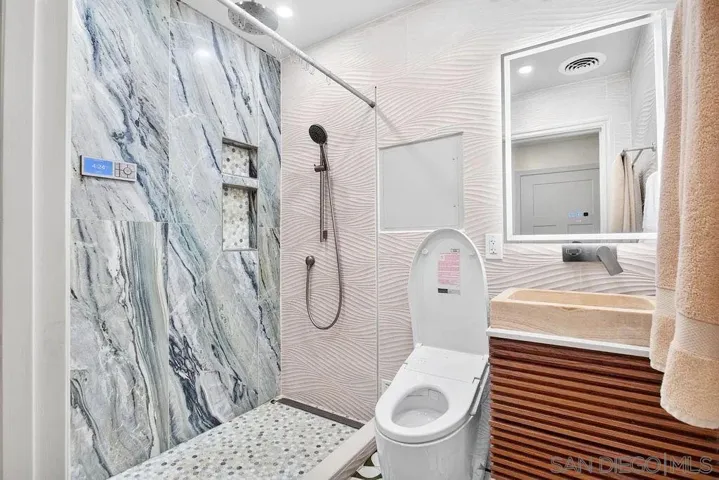 3405 Aveley Place, San Diego, California 92111