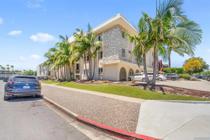 1740 Roosevelt Apt B, San Diego, California 92109