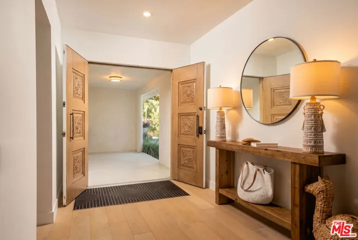 20374 Seaboard Road, Malibu, California 90265