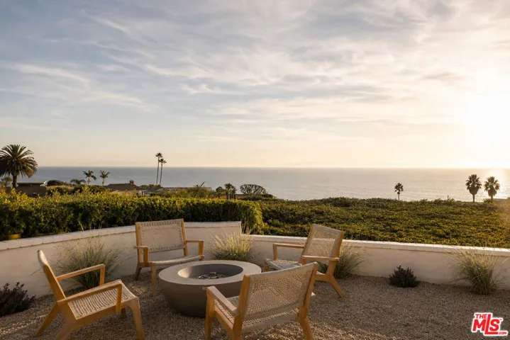 20374 Seaboard Road, Malibu, California 90265