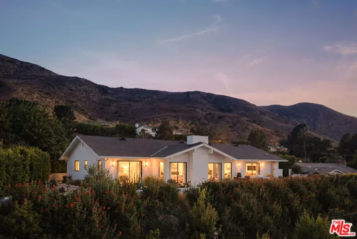20374 Seaboard Road, Malibu, California 90265