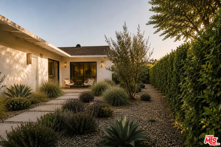 20374 Seaboard Road, Malibu, California 90265