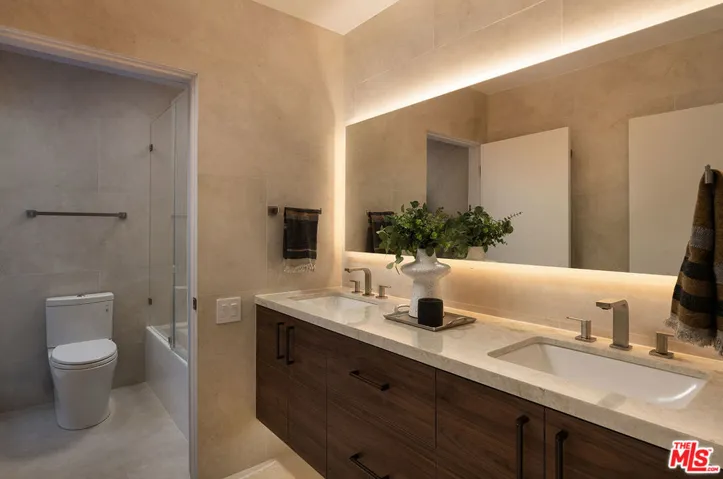 20374 Seaboard Road, Malibu, California 90265