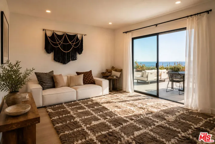 20374 Seaboard Road, Malibu, California 90265