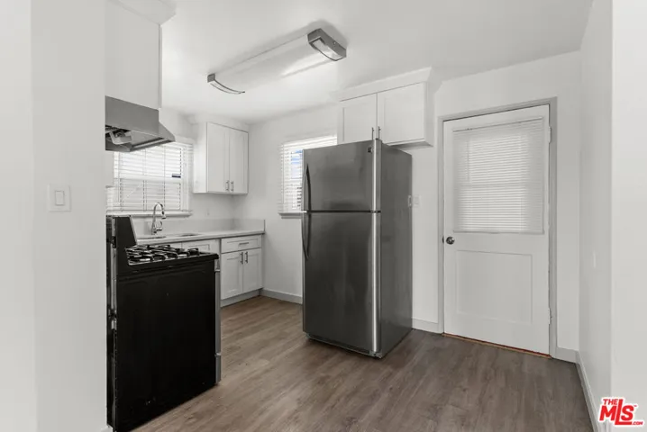 727 Olive Avenue, Long Beach, California 90813