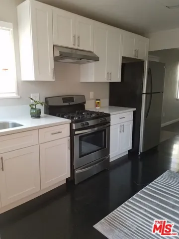 727 Olive Avenue, Long Beach, California 90813