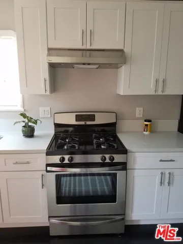 727 Olive Avenue, Long Beach, California 90813