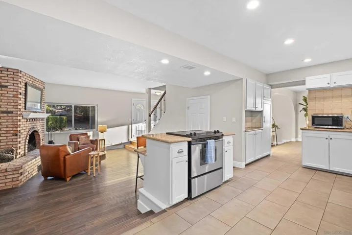 1829 Via Corina, Alpine, California 91901