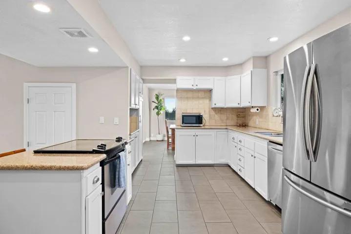 1829 Via Corina, Alpine, California 91901