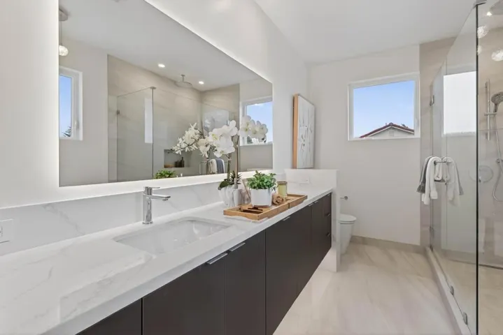10468 S Stelling Road, Cupertino, California 95014