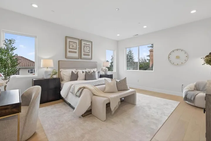 10468 S Stelling Road, Cupertino, California 95014
