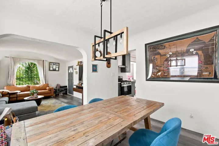 8920 Dalton Avenue, Los Angeles, California 90047