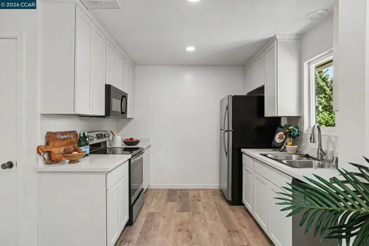 1965 Ascot Dr 6, Moraga, California 94556