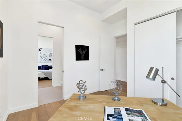 3949 Glenalbyn Drive, Los Angeles, California 90065