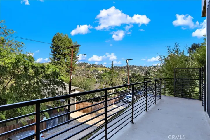 3949 Glenalbyn Drive, Los Angeles, California 90065