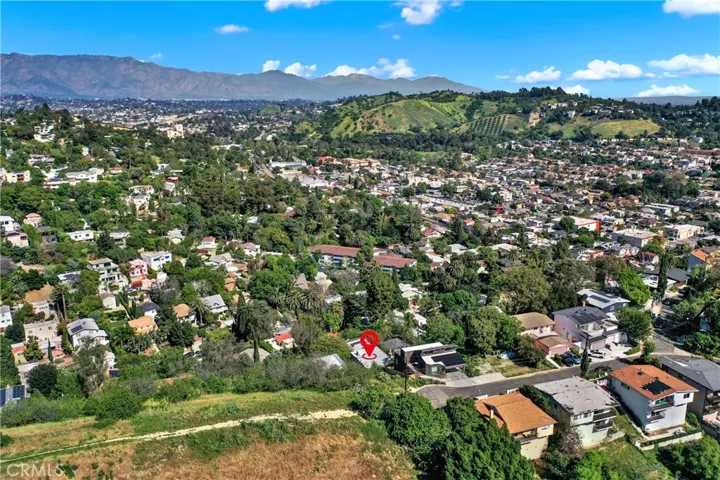 3949 Glenalbyn Drive, Los Angeles, California 90065