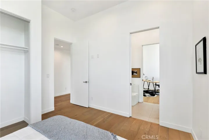 3949 Glenalbyn Drive, Los Angeles, California 90065