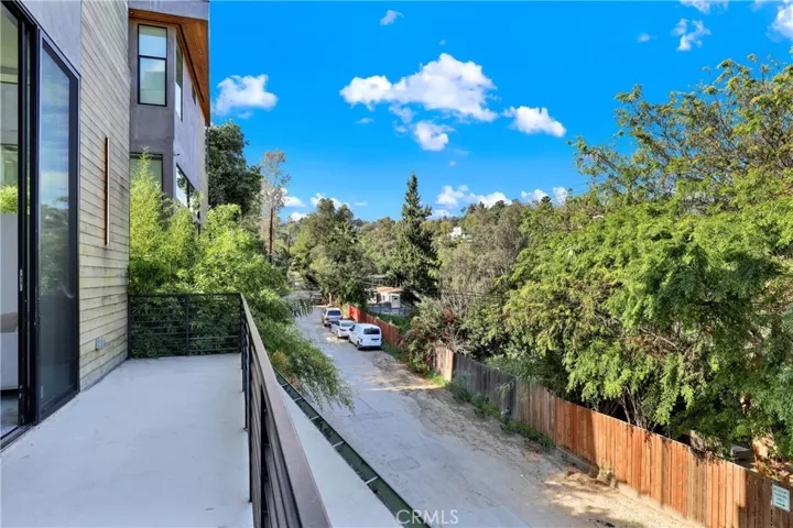 3949 Glenalbyn Drive, Los Angeles, California 90065