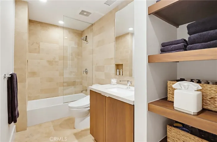 2750 4th Ave 402, San Diego, California 92103