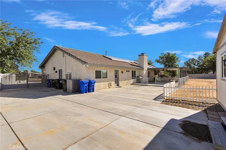 19121 Nimshew Road, Apple Valley, California 92308