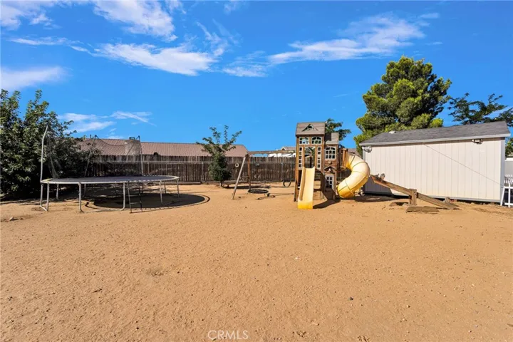 19121 Nimshew Road, Apple Valley, California 92308