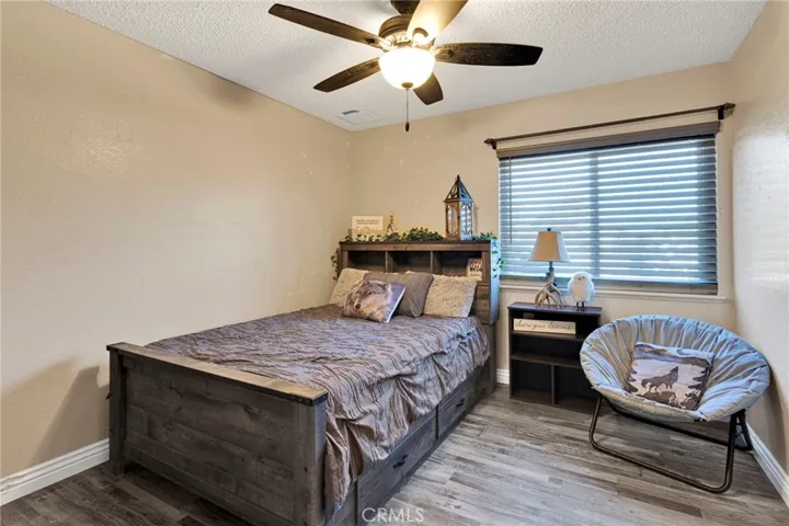 19121 Nimshew Road, Apple Valley, California 92308