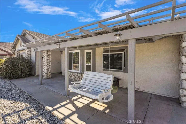 19121 Nimshew Road, Apple Valley, California 92308