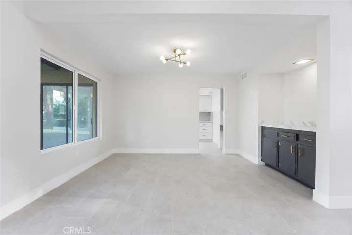 4157 Pinewood Lake, Bakersfield, California 93309