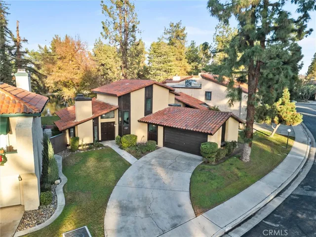 4157 Pinewood Lake, Bakersfield, California 93309