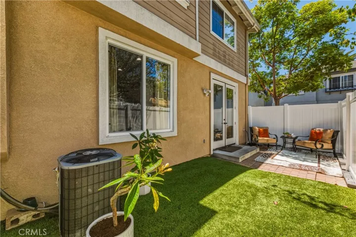1009 Bayberry Court, Carson, California 90746