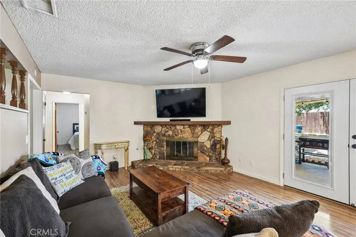 41336 Thornton Avenue, Hemet, California 92544