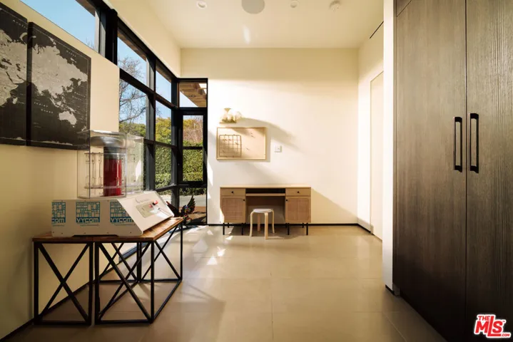 366 Huntley Drive, West Hollywood, California 90048