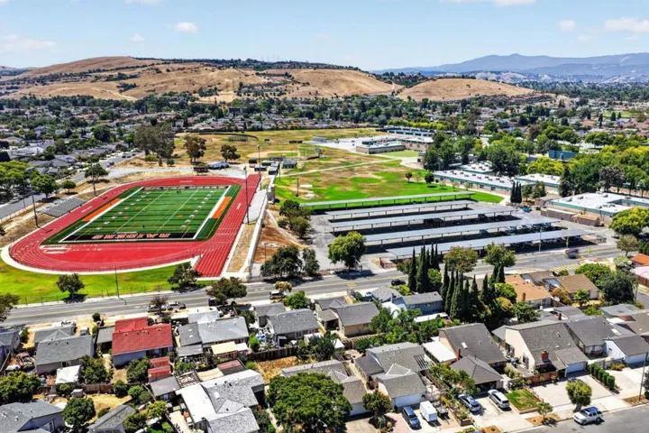 1892 Macduee Way, San Jose, California 95121
