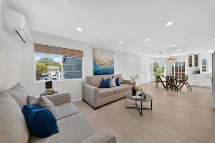 1892 Macduee Way, San Jose, California 95121