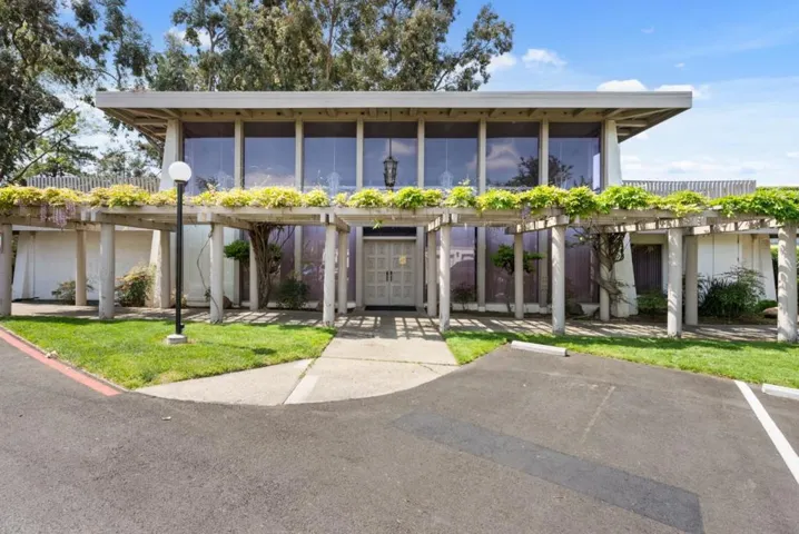 10323 Mary Avenue, Cupertino, California 95014
