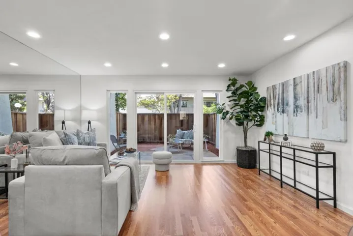 10323 Mary Avenue, Cupertino, California 95014