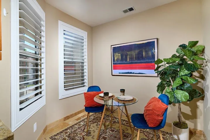 2436 Fallbrook Place, Escondido, California 92027