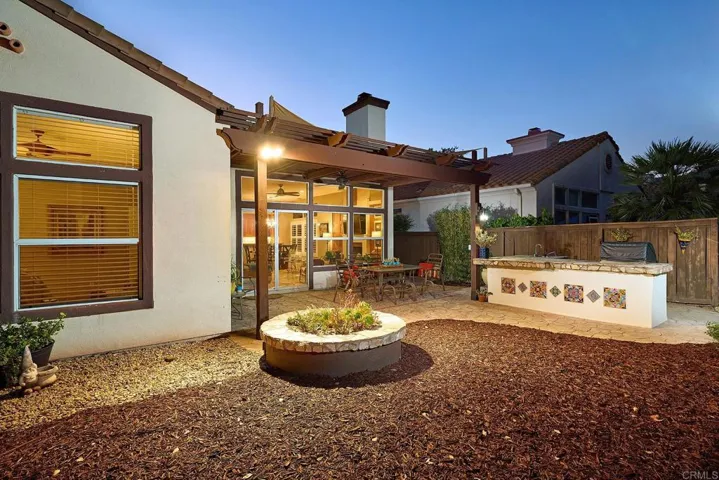 2436 Fallbrook Place, Escondido, California 92027